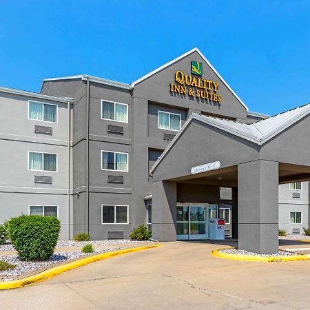 Quality Inn&Suites Keokuk North Bagian luar foto