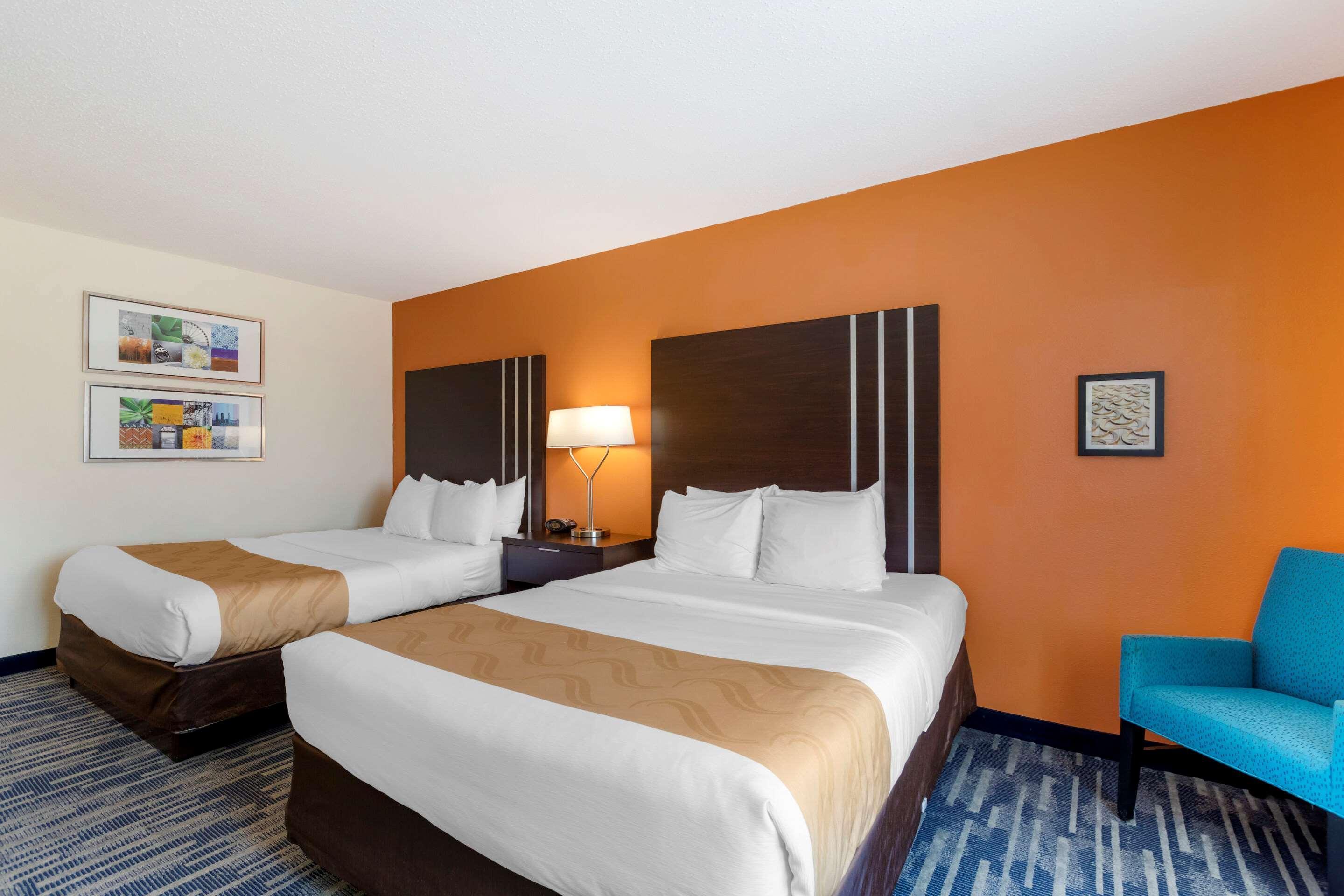 Quality Inn&Suites Keokuk North Bagian luar foto