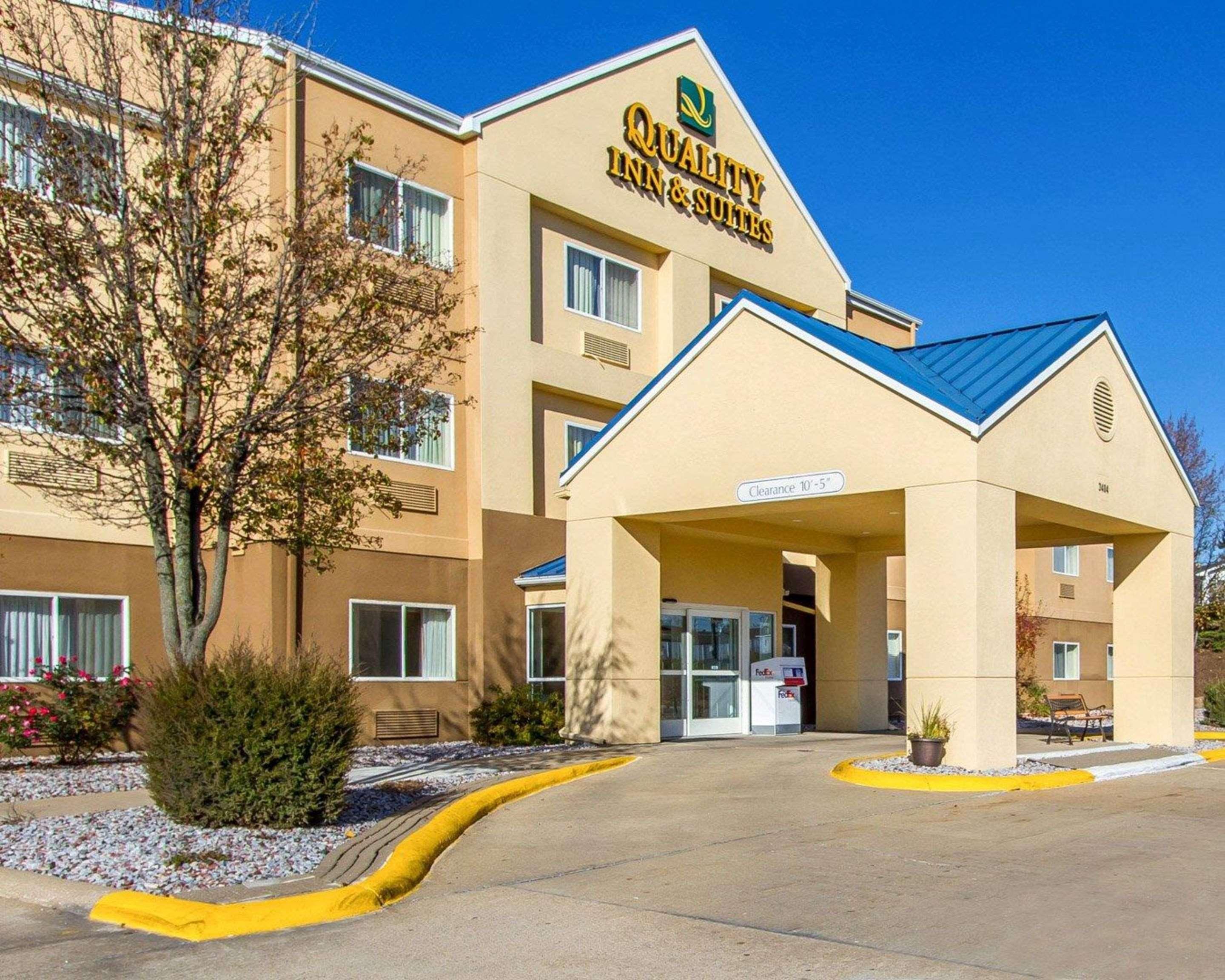 Quality Inn&Suites Keokuk North Bagian luar foto