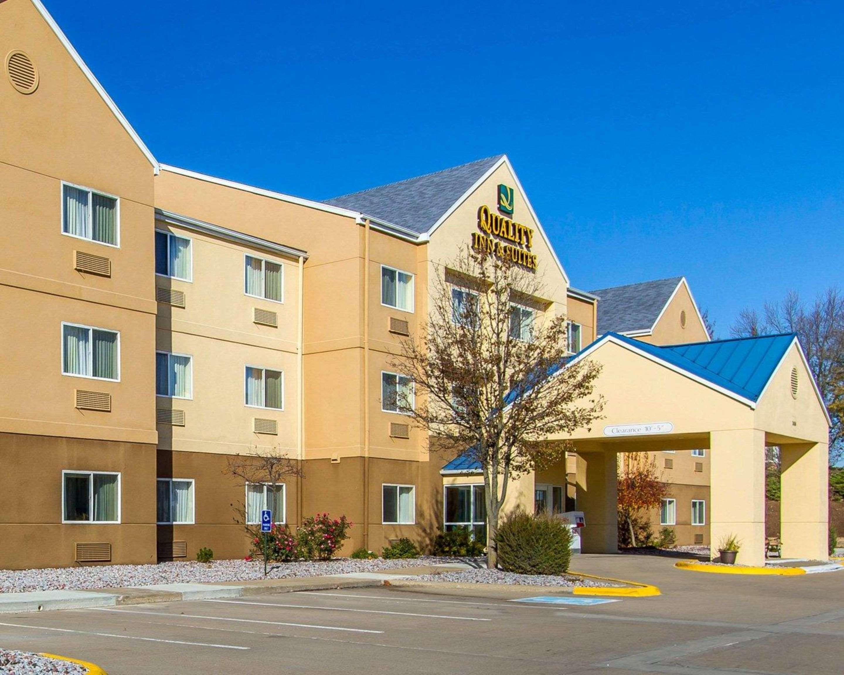 Quality Inn&Suites Keokuk North Bagian luar foto