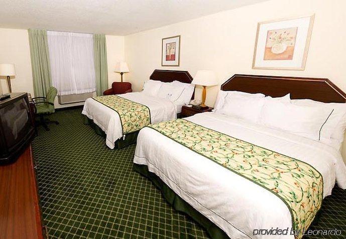 Quality Inn&Suites Keokuk North Bagian luar foto