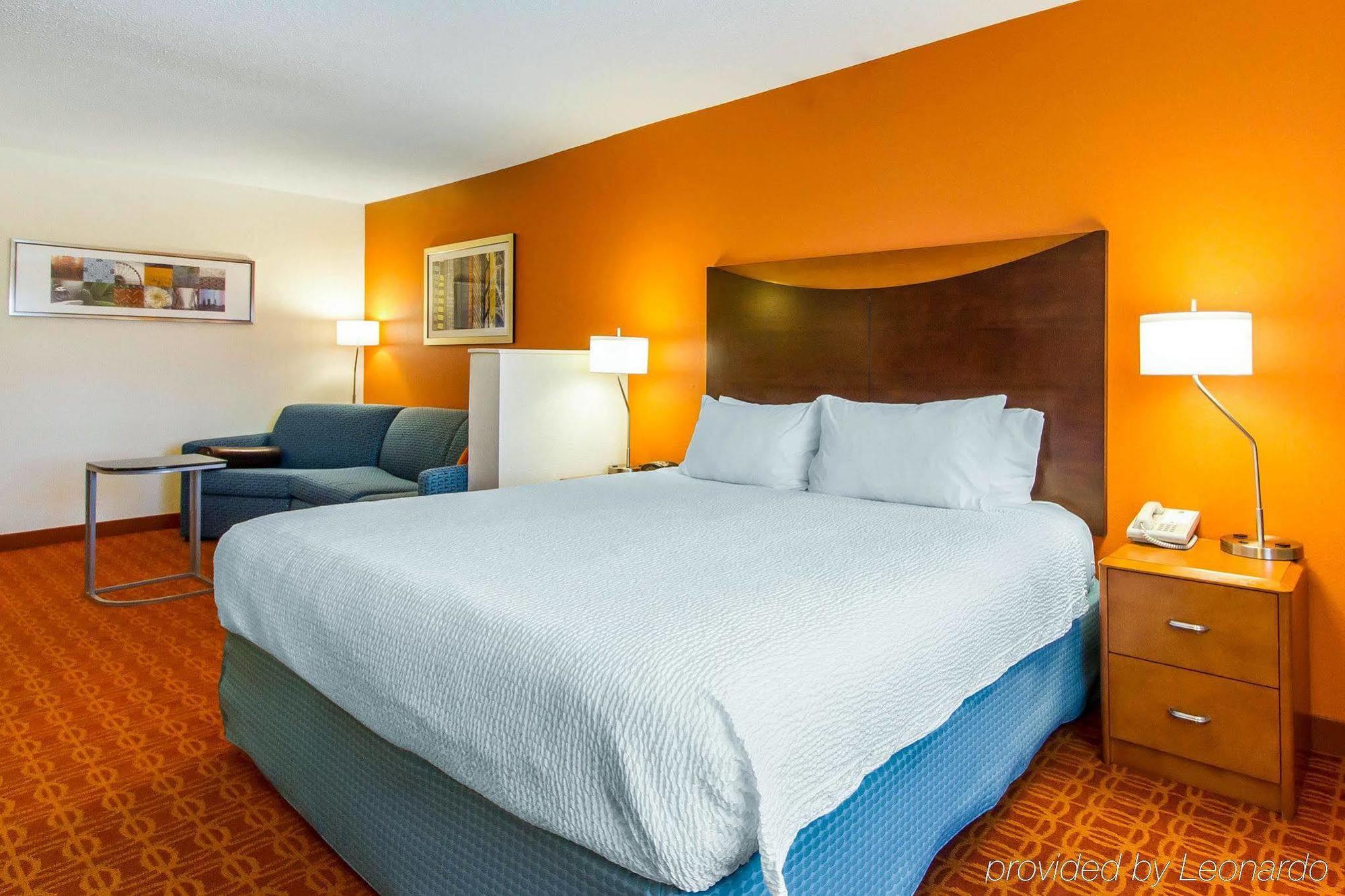 Quality Inn&Suites Keokuk North Bagian luar foto